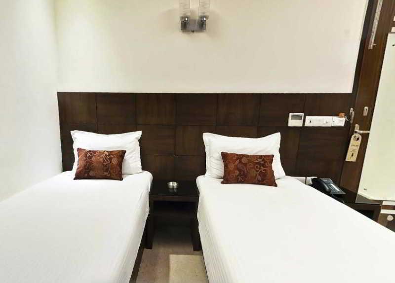 Fabhotel Marble Arch Karol Bagh Дели Экстерьер фото