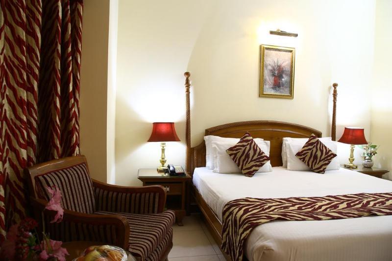 Fabhotel Marble Arch Karol Bagh Дели Экстерьер фото