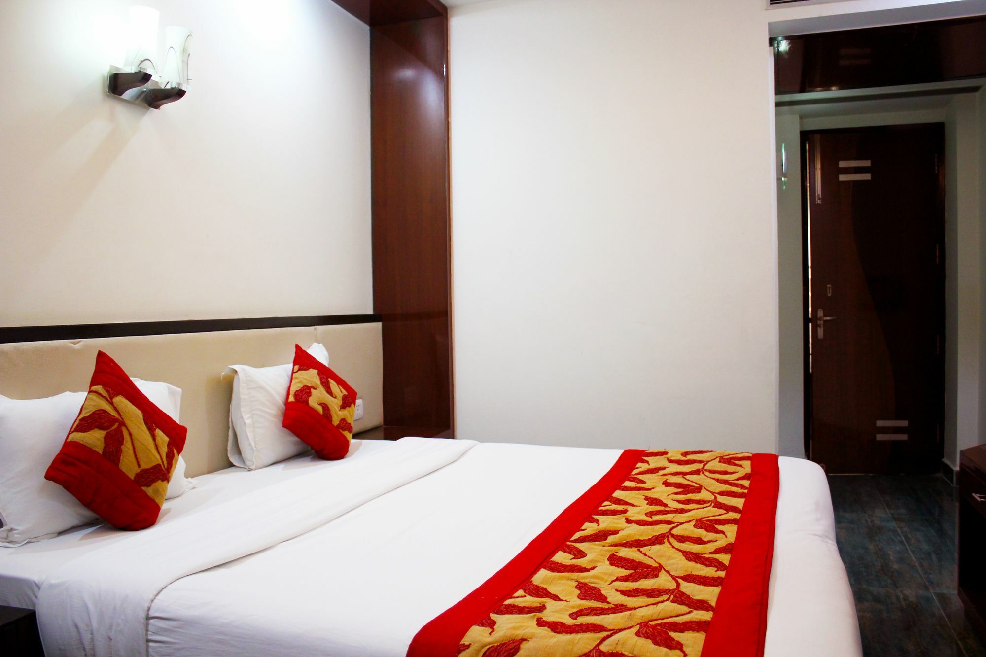 Fabhotel Marble Arch Karol Bagh Дели Экстерьер фото